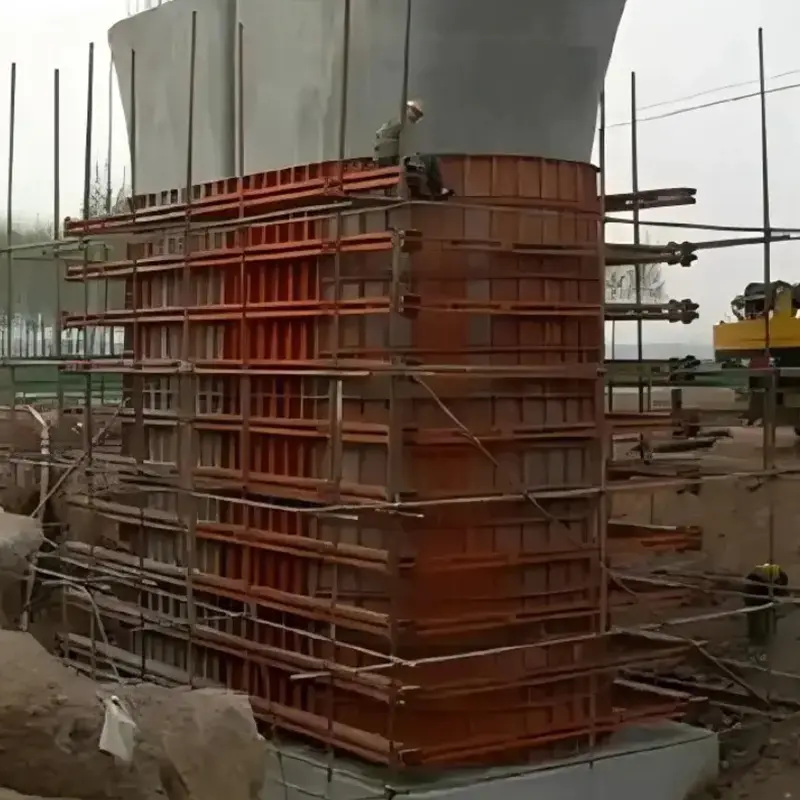 Debnenie stĺpov móla